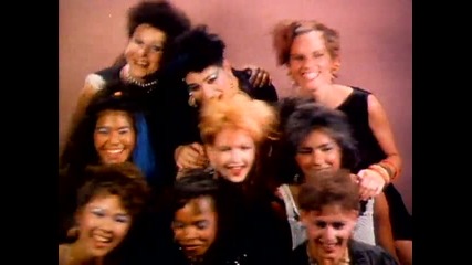 Cyndi Lauper - Girls Just Want To Have Fun 