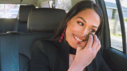 Brie Bella says Nikki Bella spends too much time on her phone: Total Bellas Bonus Clip, July 8, 2018