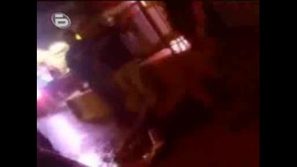 Ужасно Брутални кадри от Btv, как охрана на дискотека убива човек пред полицай 