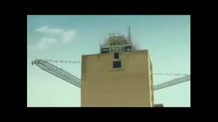 Холивудски Каскади С Коли И Строежи