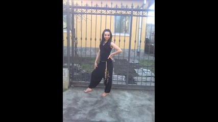 Suzi Bg