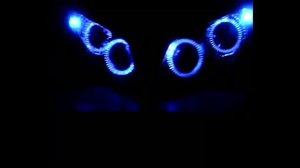 Yamaha R1 - Ангелски очи 