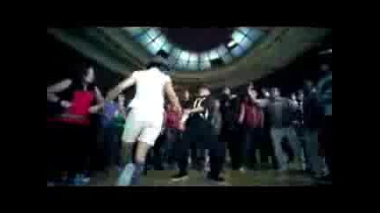 metro station - shake it