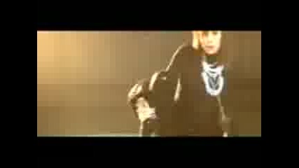 New Miro feat. Magi - Svetat e Moi Official Video 2009 