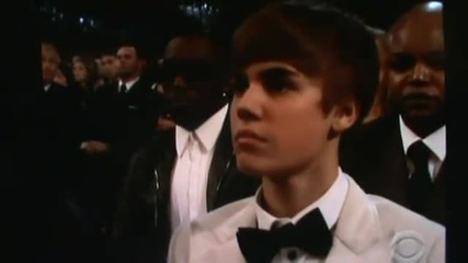 Сели представя най добрия албум на 2010 година - Grammy Awards 2011 