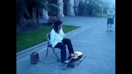 Amazing guitar player Удивителна воля! 