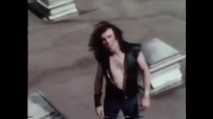 Dio - Rainbow In The Dark