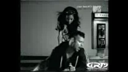 Ricky Martin - I Dont Care ( Official video )