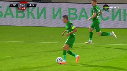 Десподов вдига публиката на крака