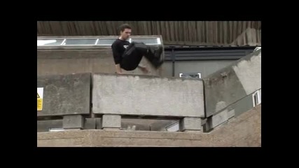 Learn Freerunning and Parkour - Lazy Vault 