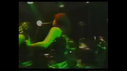 Kittie - Pain (live)