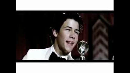 Jonas Brothers - Lovebug - Official