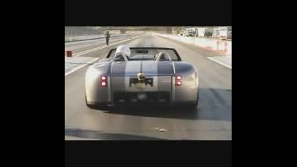 Зверски рев от Ford Shelby Cobra