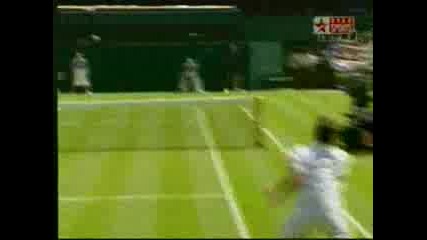 Wimbledon - Federer - Hrbaty - 0:1 Трети Сет!