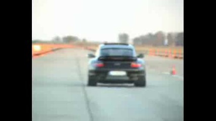 Porsche 997 Techart Turbo Vs. Bentley Continental 6.0 W12