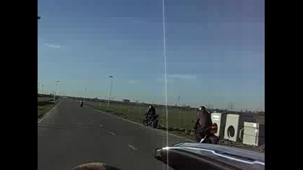 playing with a Suzuki gsxr 750 k6 