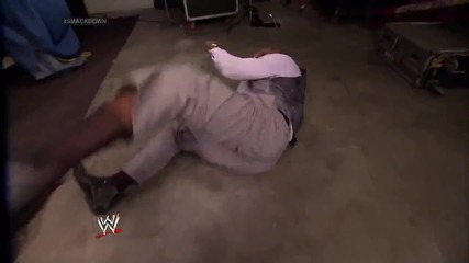 Darren Young gets retribution on Titus O'neil with a backstage attack Smackdown