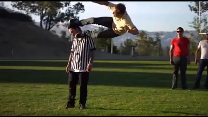 Jackass 3.5 - Kick in the face
