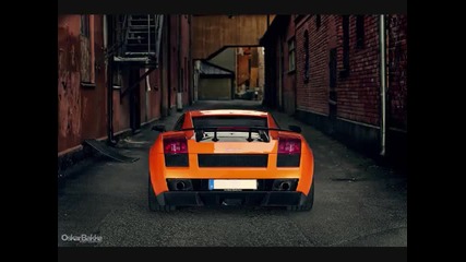 Единственo по рода си Metallic Orange Lamborghini Superleggera 