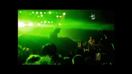 Parkway Drive - Home Is For The Heartless ( Live J Tv )