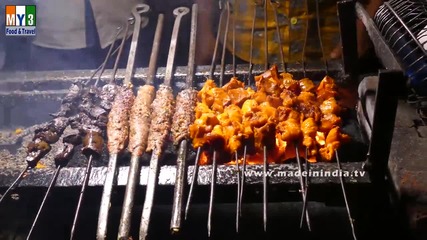 Бърза Храна на улицата в Мумбай - Chicken Tikka 