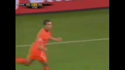 Феноменален гол на Van Bronckhorst 
