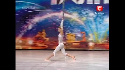 Унгария Търси Талант - страхотен танц в въздоха от Момиче 