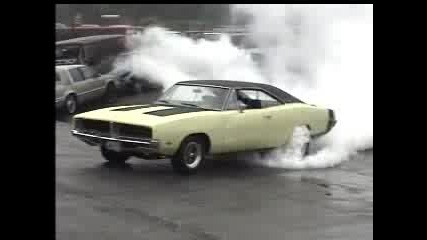 1969 Charger R/T - Burnout