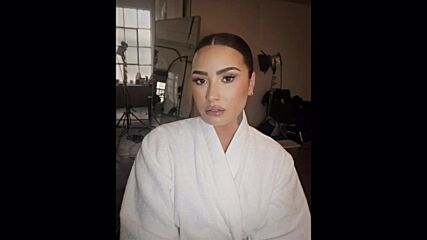 demi new pics.