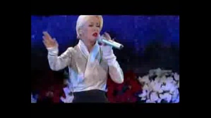 Christina Aguilera - Hurt
