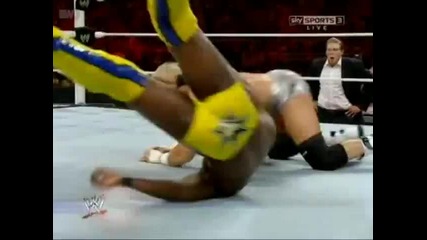 Kofi Kingston vs Dolph Ziggler [ Wwe Raw, 7.5.12 ]