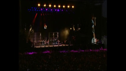 Rihanna - Cheers - Live @ V Festival - 21.08.11 ( High Quality )