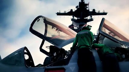 Невероятни Кадри на Самолетоносач и F-18 Super Hornet " Стършел " Commercial © ® 2012 H D