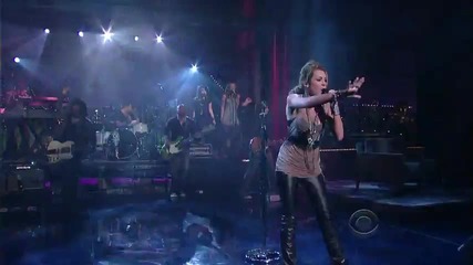 Miley Cyrus - Cant Be Tamed ( David Letterman Show Live )