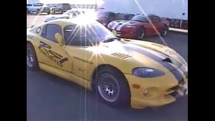 Dodge Viper - Street Racing