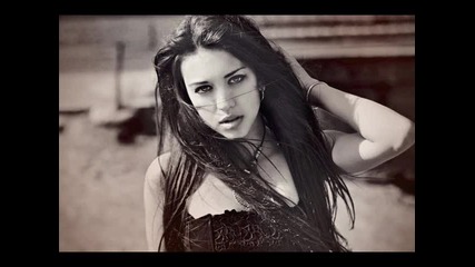 B.o.b. ft. Hayley Williams - Airplanes 