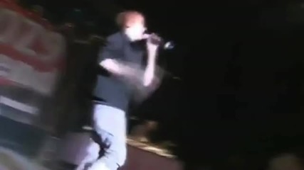 Justin Bieber Hit By Water Bottle Autotune Remix