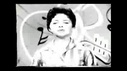 Brenda Lee Sings Sweet Nothins In 1960