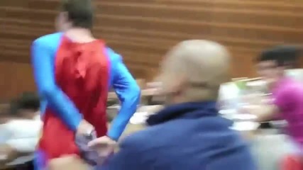 Superman по време на час
