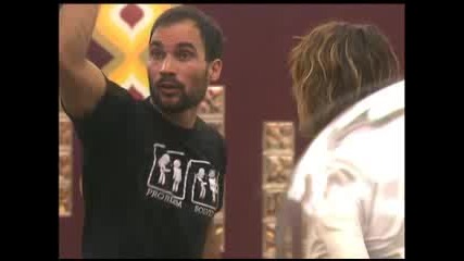 Big Brother 4 - Мартин Критикува Умберто, Че Е Солов Играч