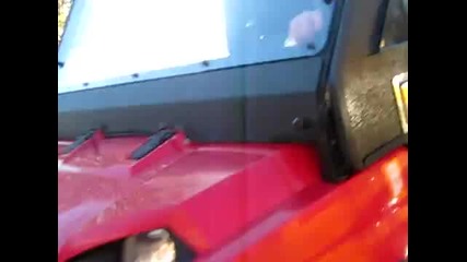Лигльото го е страх От малко котенце