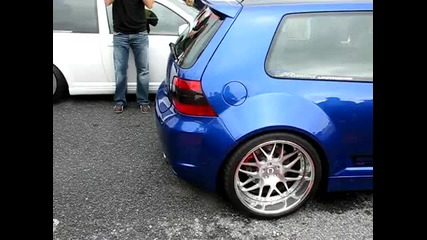 Звук от много мощен vw