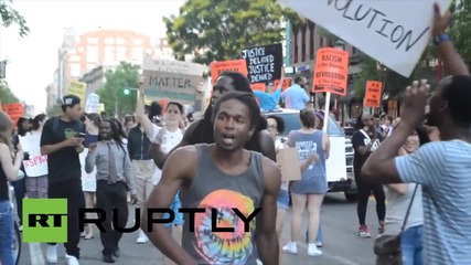 Протестиращи против полицейското насилие по улиците във Вашингтон