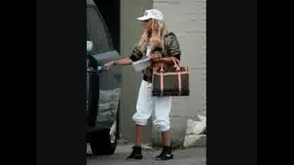 500 Pictures Of Ashley Tisdale In 1 Minutes 15 seconds