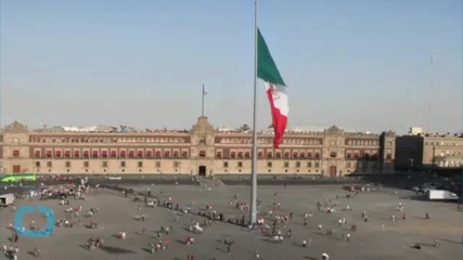 Hundreds of Taxi Drivers March in Mexico Against Uber, Say Unfair Competition