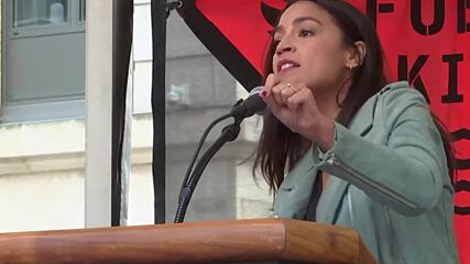 Десетки хиляди на климатичен протест в Ню Йорк