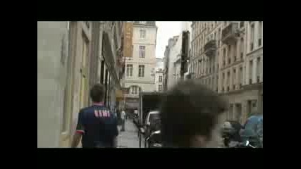 Оцели целата смях (remi Gaillard)