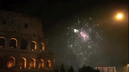 Новогодишни фойерверки над Колизеума 
