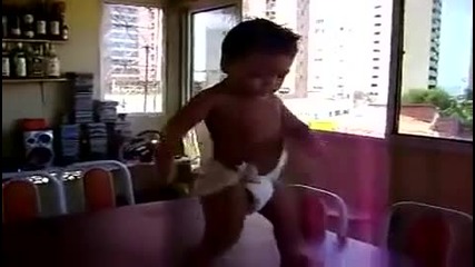 Бразилско Бебе Танцува Самба (оригинала) 