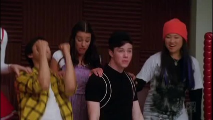 Glee - Lean on me (1x10)